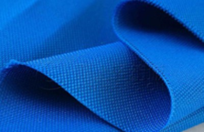 How is spandex twisted yarn formed? What are its characteristics?