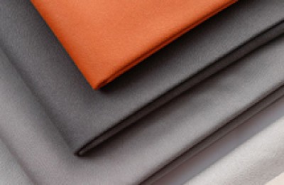 Anti-static fabric with beautiful features reproduced