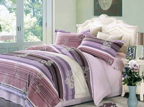 How much does a Vosges home textile four-piece set cost