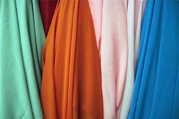 Characteristics, advantages and disadvantages of satin fabric